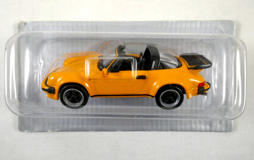 High speed porsche 911 turbo - speed,