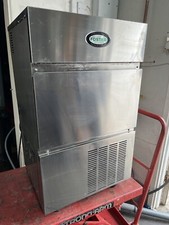 FOSTER F40 ICE MACHINE MAKER MAKES 38KG ICE A DAY, LEADING BRAND, OVER £2800 NEW