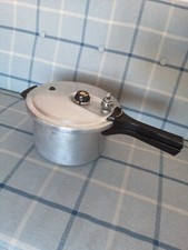 Prestige pressure cooker Large