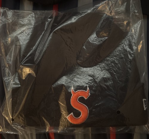 Supreme logo black - s-logo, and