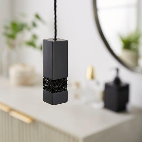 Light cord pull bathroom - light,