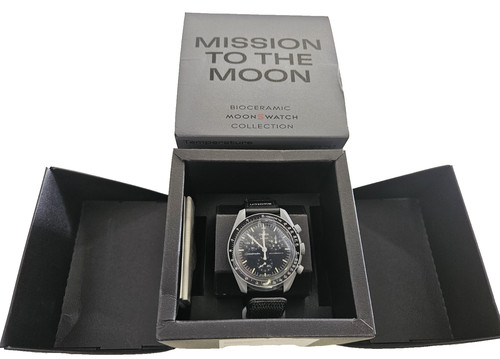 Mission the moon omega - omega, x