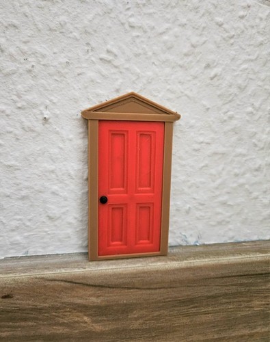 Secret door gnome world - door,