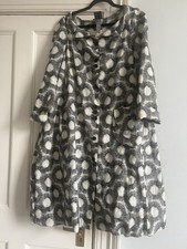 Lilith Designer Ballon Hem Coat with Pockets Button Down Coat Sz M/L