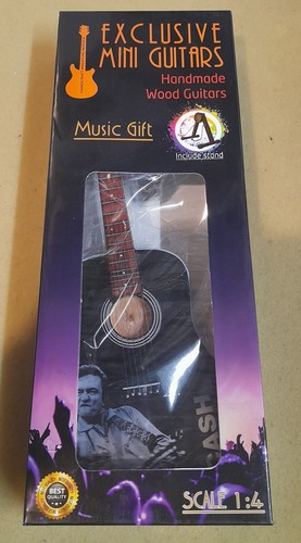 Johhny cash wooden - wooden, miniature