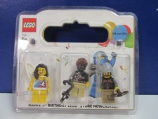 lego minifigure NEWCASTLE STORE 1st BIRTHDAY SET PACK rarer than mr gold 336/500