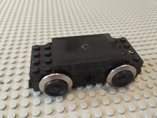 Lego train motor - 9v, 590)