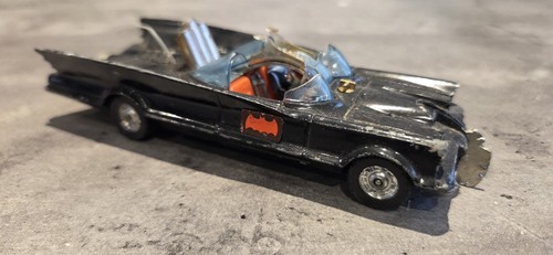 Vintage batman corgi car - vintage,