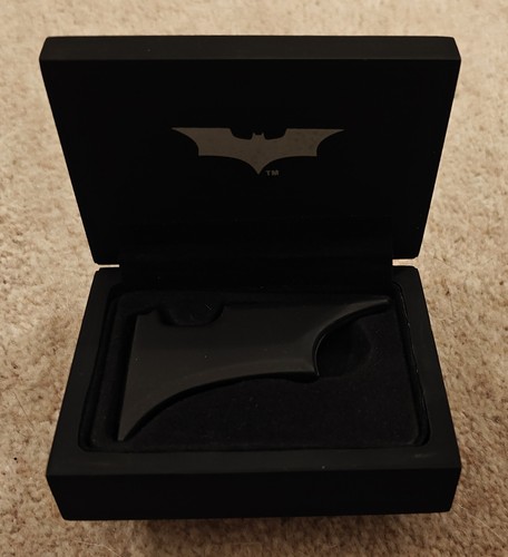 The dark knight - the, batarang