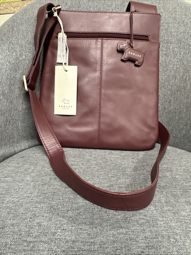 Bnwt radley leather pocket - leather,
