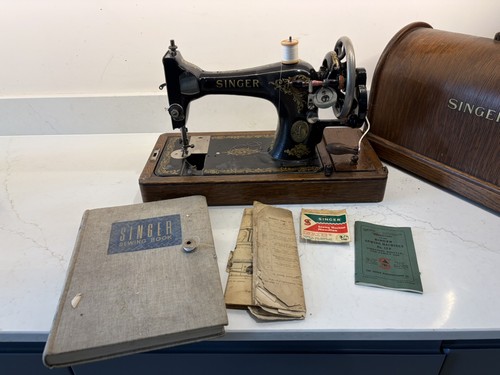 Vintage singer sewing machine - singer,