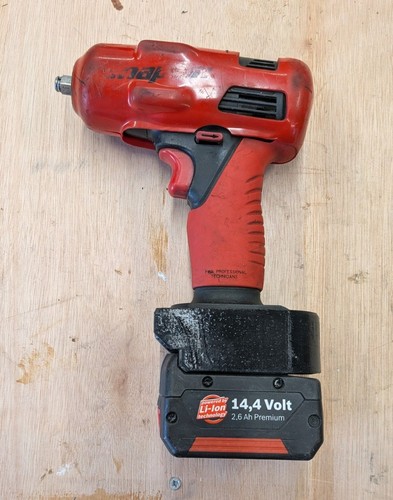 Snap 8 impact gun - on,
