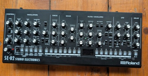 Roland boutique analog - roland,