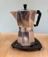 Bialetti Moka (6-Cup) Stovetop, plus spare gasket and 2 rubber rings