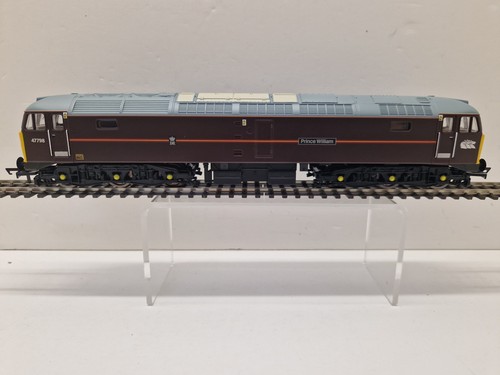 Hornby railroad r3757 - r3757, ews