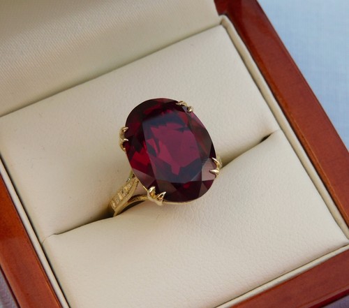 Vintage 9ct yellow gold - g,
