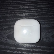Apple AirPods 4 active noise