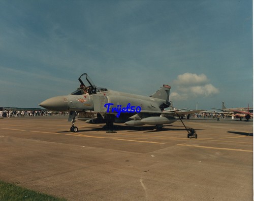 10x8 colour photo - photo, f-4