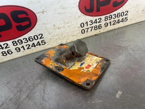 Side plate with filler cap - , x
