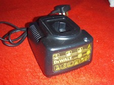 Dewalt DE9107, Battery Charger, 14.4v/20v. 30 mins Fast Charger.