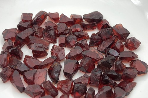 Natural rhodolite garnet rough - natural,