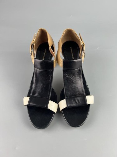 Women dries van noten - women,