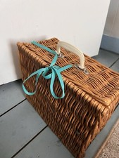 Brexton Vintage Picnic Basket
