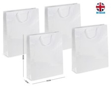 White GLOSS PORTRAIT Boutique