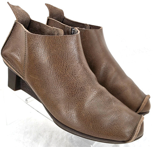 Trippen brown leather - zip, heel