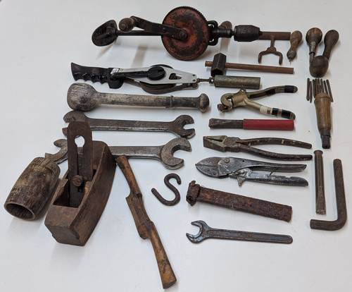 Job lot vintage hand tools - lot,