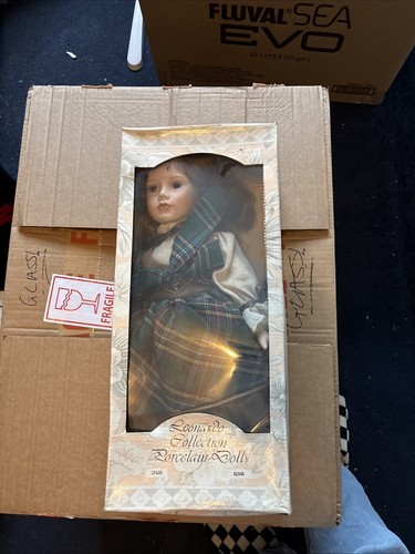 Leonardo doll olivia - leonardo,