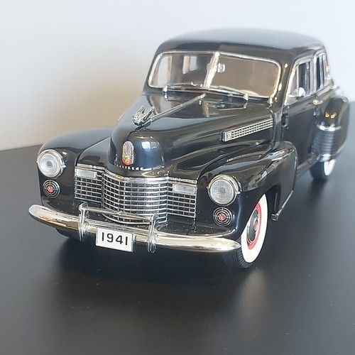 Danbury mint 1941 cadillac - danbury,