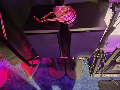Dynaudio emit m20 - dynaudio, +