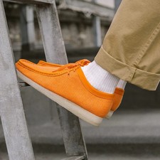 CLARKS ORIGINALS WALLABEE TEXTILE. Indie. Mod. Oasis. UK 9. Orange