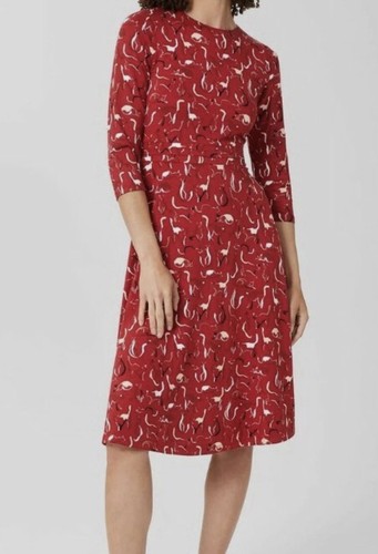 Hobbs cat print red - cat, knee