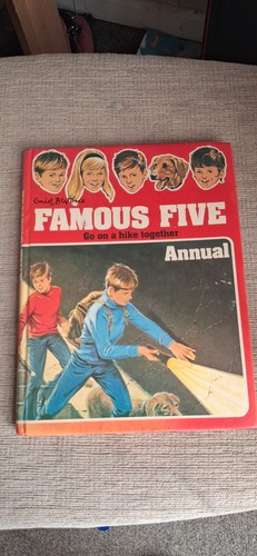 Vintage famous five annual - annual, go