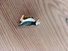Mini Puffin Logo Pin On Badge Fashion Style Animal Zoo Figure Badges Broche