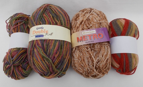 Small bundle knitting - small,