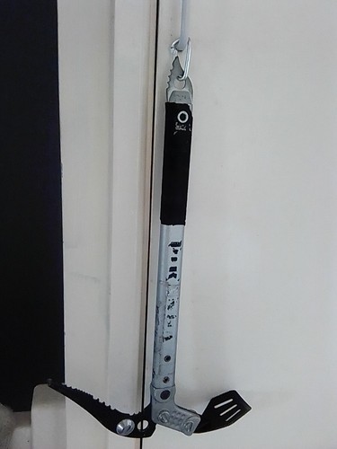 Simond piranha ice axe - piranha, axe.