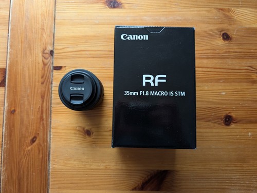 Canon 35mm 8 macro is - f/1.8,