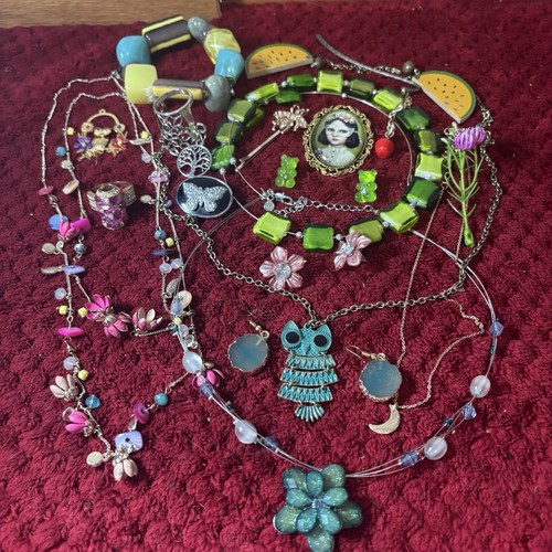 Costume jewelry lot - costume,