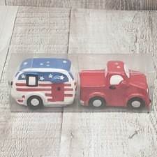 Camper trailer salt pepper - &,