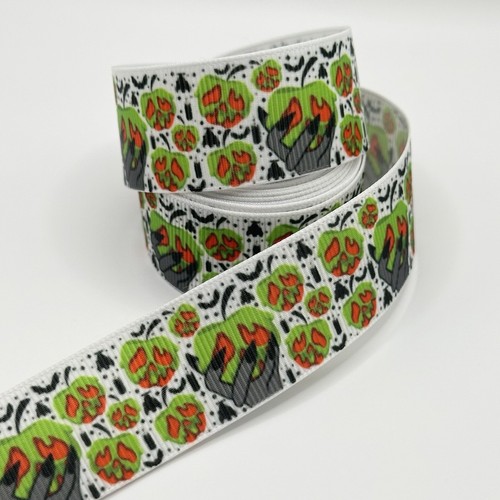 Poison apple villains disney - poison,