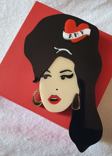 Lou taylor brighton artist - taylor,,