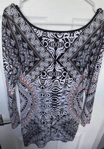 Lipsy scoop neck bodycon - neck,