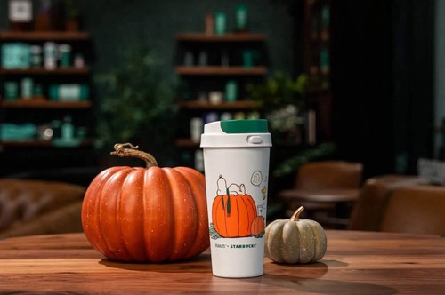 Starbucks peanuts snoopy hot - peanuts,