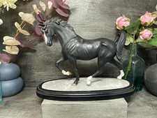 Brooks and Bentley Black