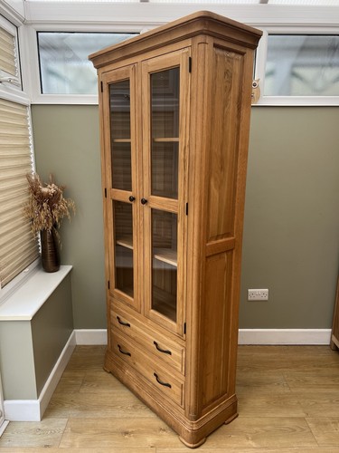 Oak furniture land - furniture, land/canterbury