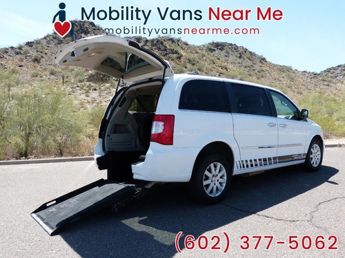 2016 chrysler town - town, &