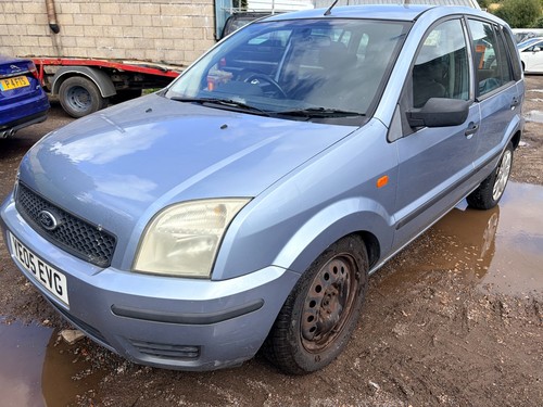 Ford fusion blue 4 petrol - blue,